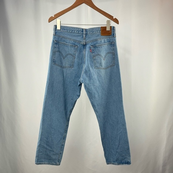 Levi’s Wedgie Straight Distressed High Rise Jeans in Light Blue Size 29 - Picture 5 of 10